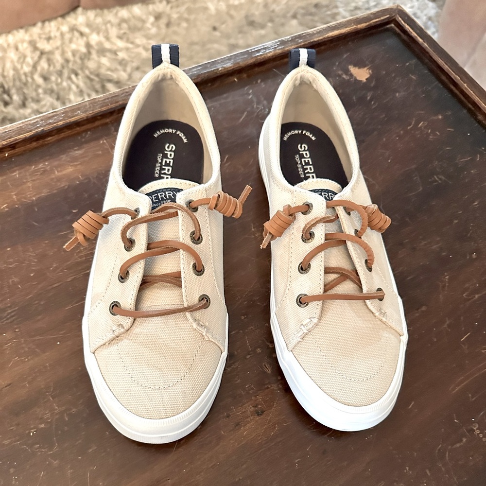 Sperry Boat Shoes. Brand new